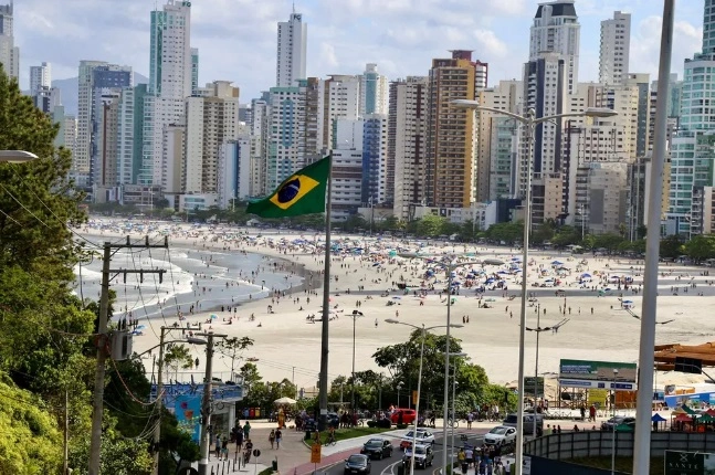 temporada-de-verao-de-balneario-camboriu