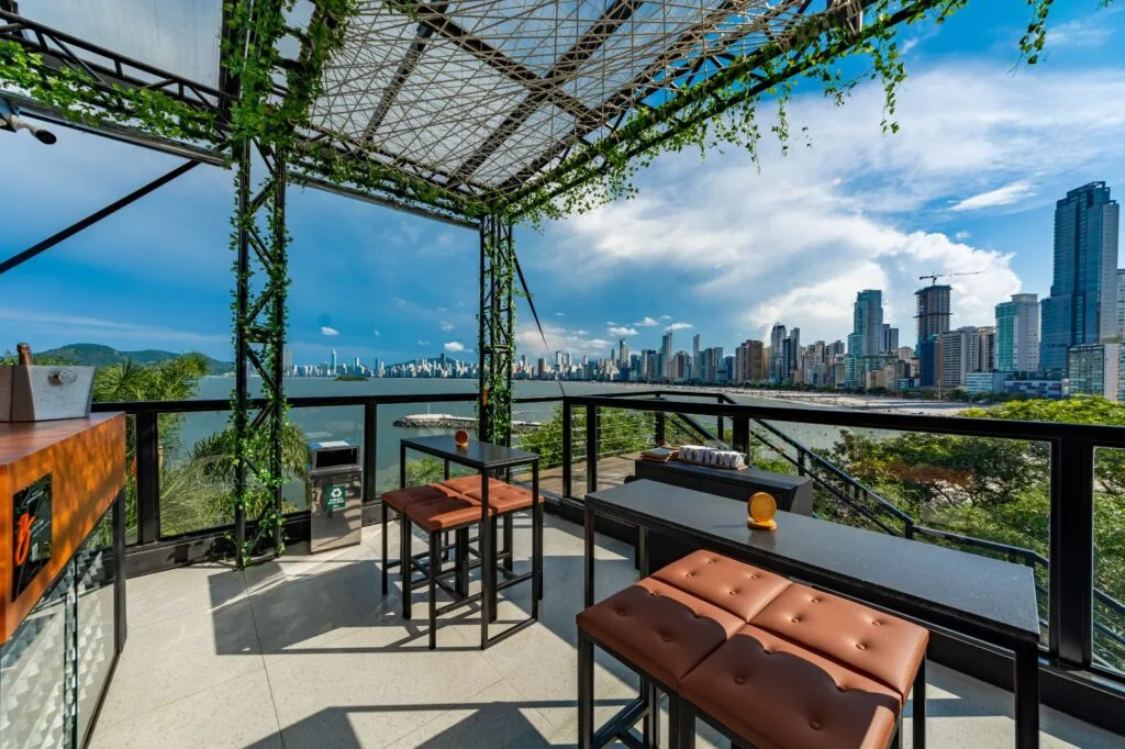 Balneário Camboriú contará com um bar Rooftop na FG Big Wheel