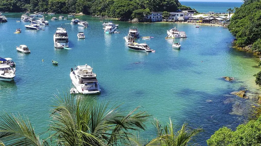 passeios-de-lancha-e-iate-em-balneario-camboriu-sepultura