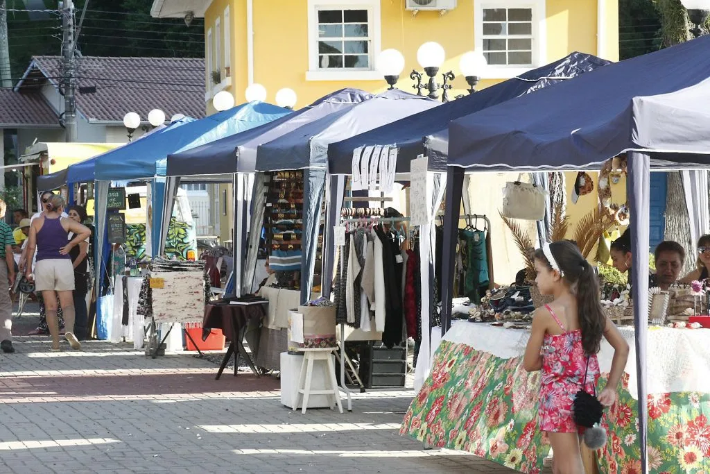 feira-1024x683