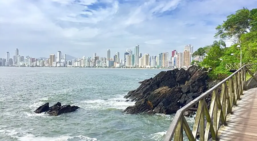 bairro pioneiros em balneário camboriú