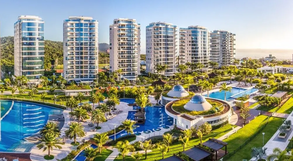 Condominios-com-area-de-lazer-5-motivos-para-morar-em-um-4