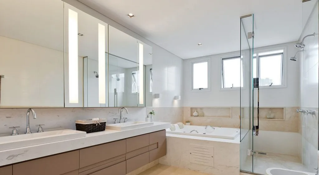 Iluminacao-residencial-ideal-para-cada-ambiente-banheiro-1-1024x563