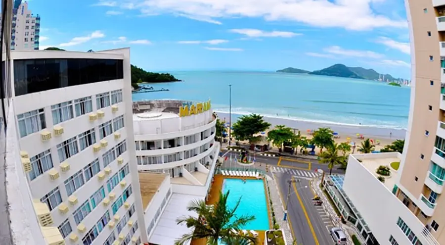 avenida atlântica em balneário camboriú