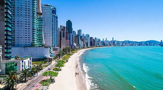 Avenida Atlântica em Balneário Camboriú: tudo que você precisa saber