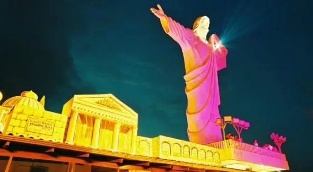 cristo luz em balneário camboriú