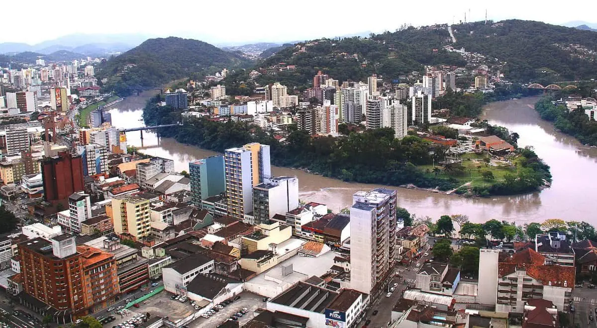 cidades próximas de balneário camboriú