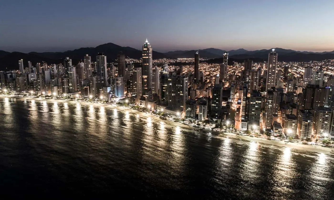 6-vantagens-de-anunciar-imoveis-com-uma-imobiliaria-em-Balneario-Camboriu-cidade-1