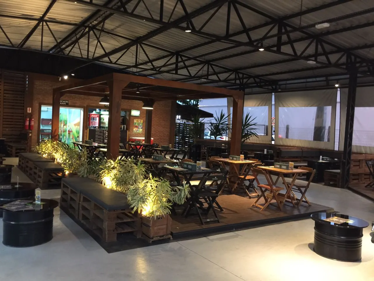 guerrilha-burguer-restaurante-baby-friendly