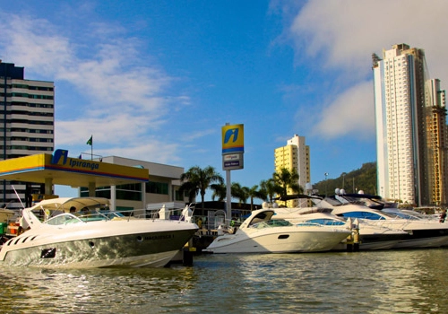 Marina-Tedesco-a-melhor-marina-em-Balne-C3-A1rio-Cambori-C3-BA-5