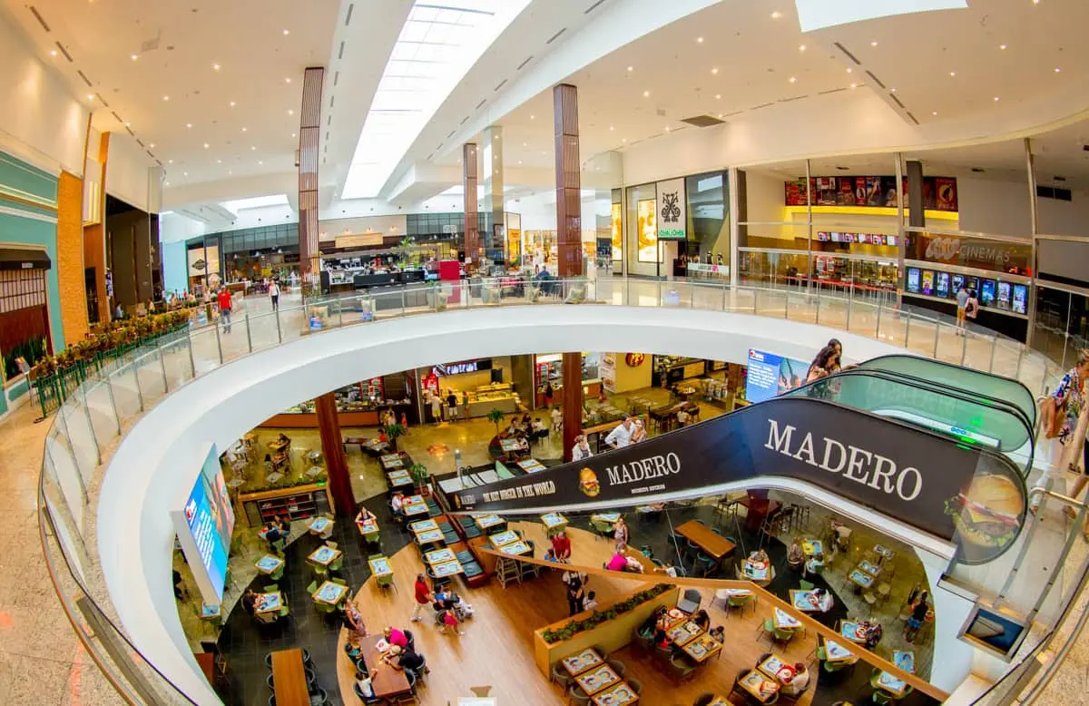 pet-friendly-balneario-camboriu-balneario-shopping-min
