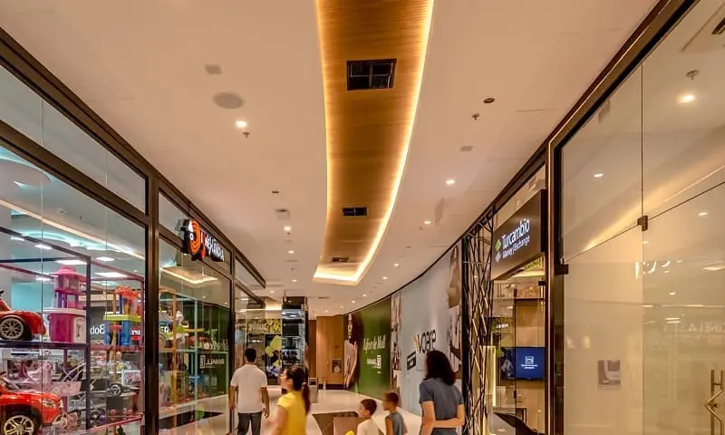 Conhe-C3-A7a-o-Brava-Mall-o-primeiro-Shopping-Premium-da-Praia-Brava-lojas
